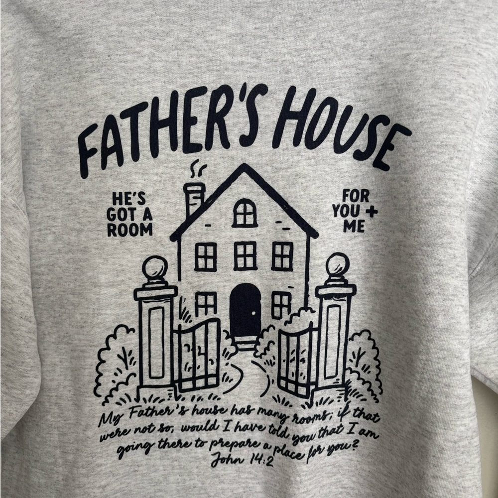 DEAR HEART Faith Pullover Grey Navy Fathers House Sweatshirt Medium NWT BA - Picture 5 of 5